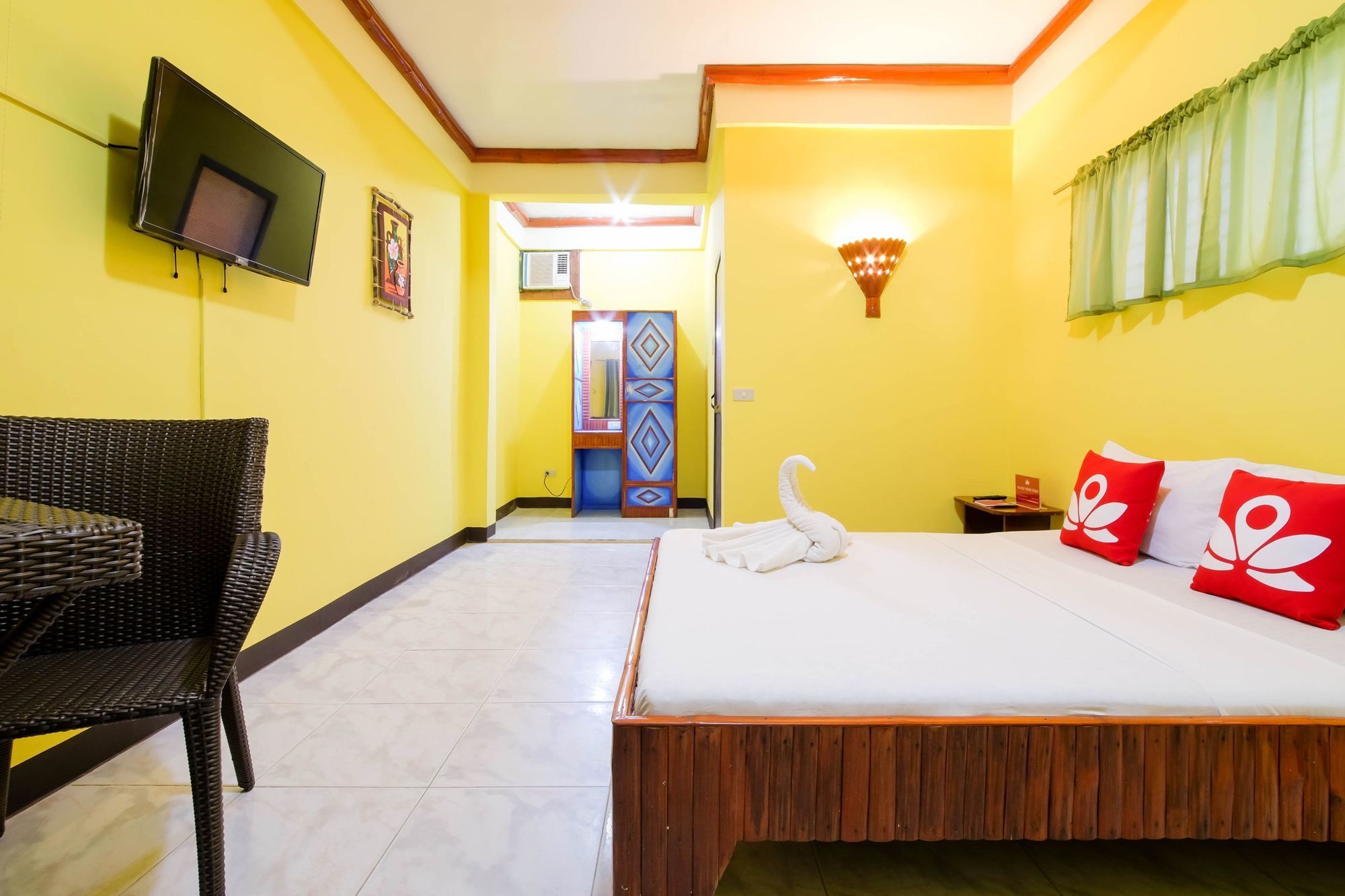 ZEN Rooms White Beach Puerto Galera Buitenkant foto