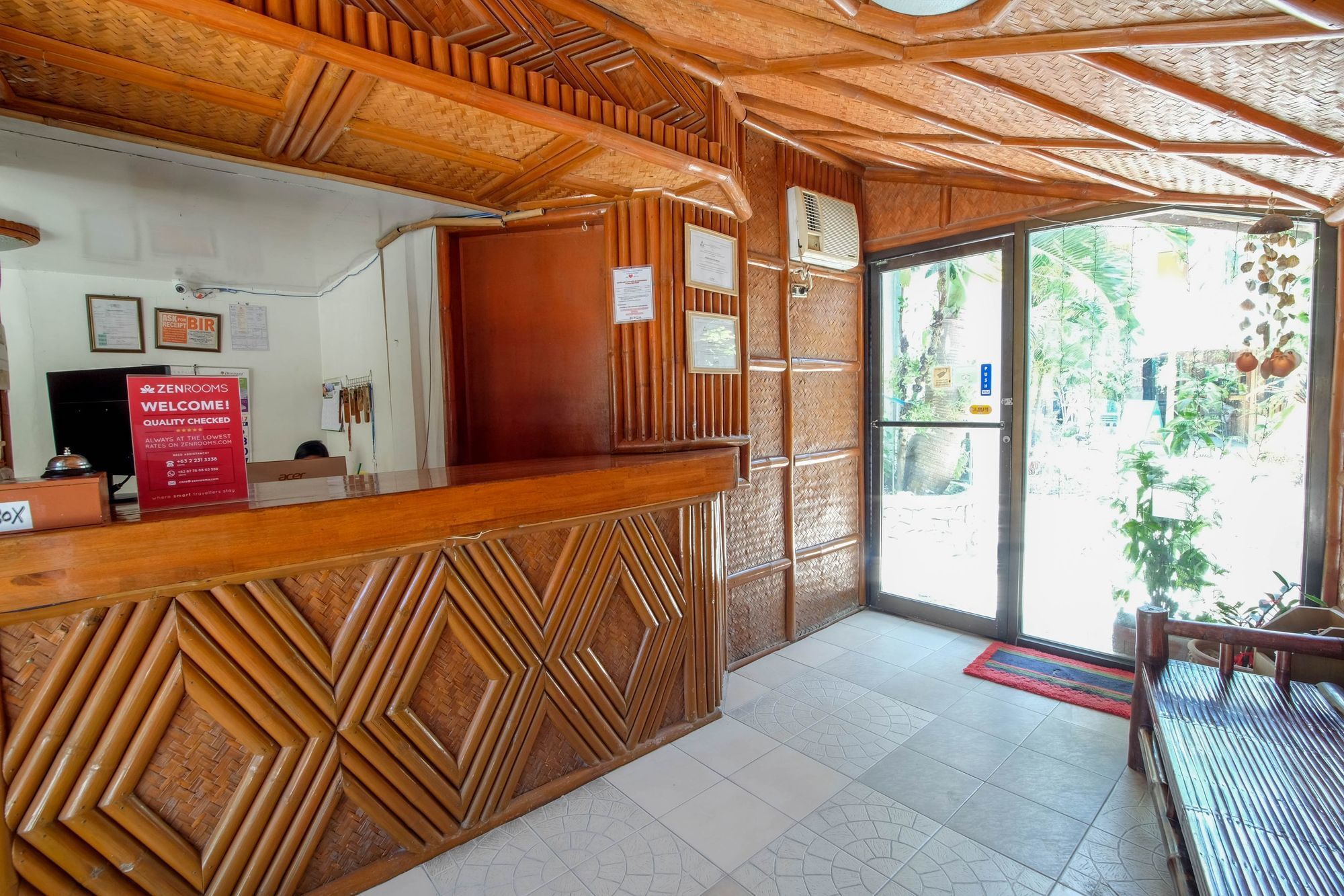 ZEN Rooms White Beach Puerto Galera Buitenkant foto