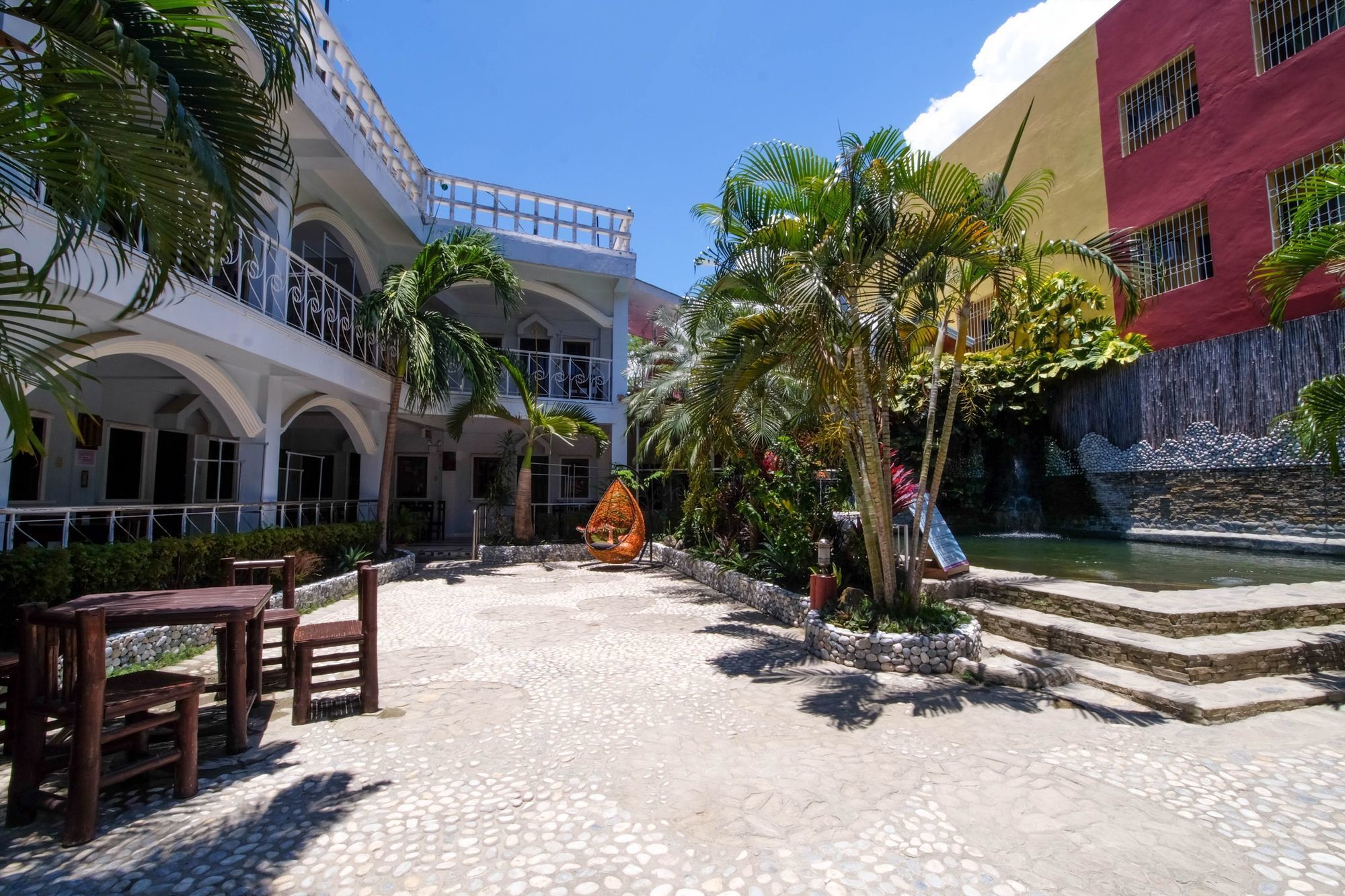 ZEN Rooms White Beach Puerto Galera Buitenkant foto